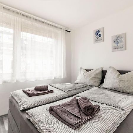 Cozy Renovated Apartment Close To Schoenbrunn Palace Viena Exterior foto